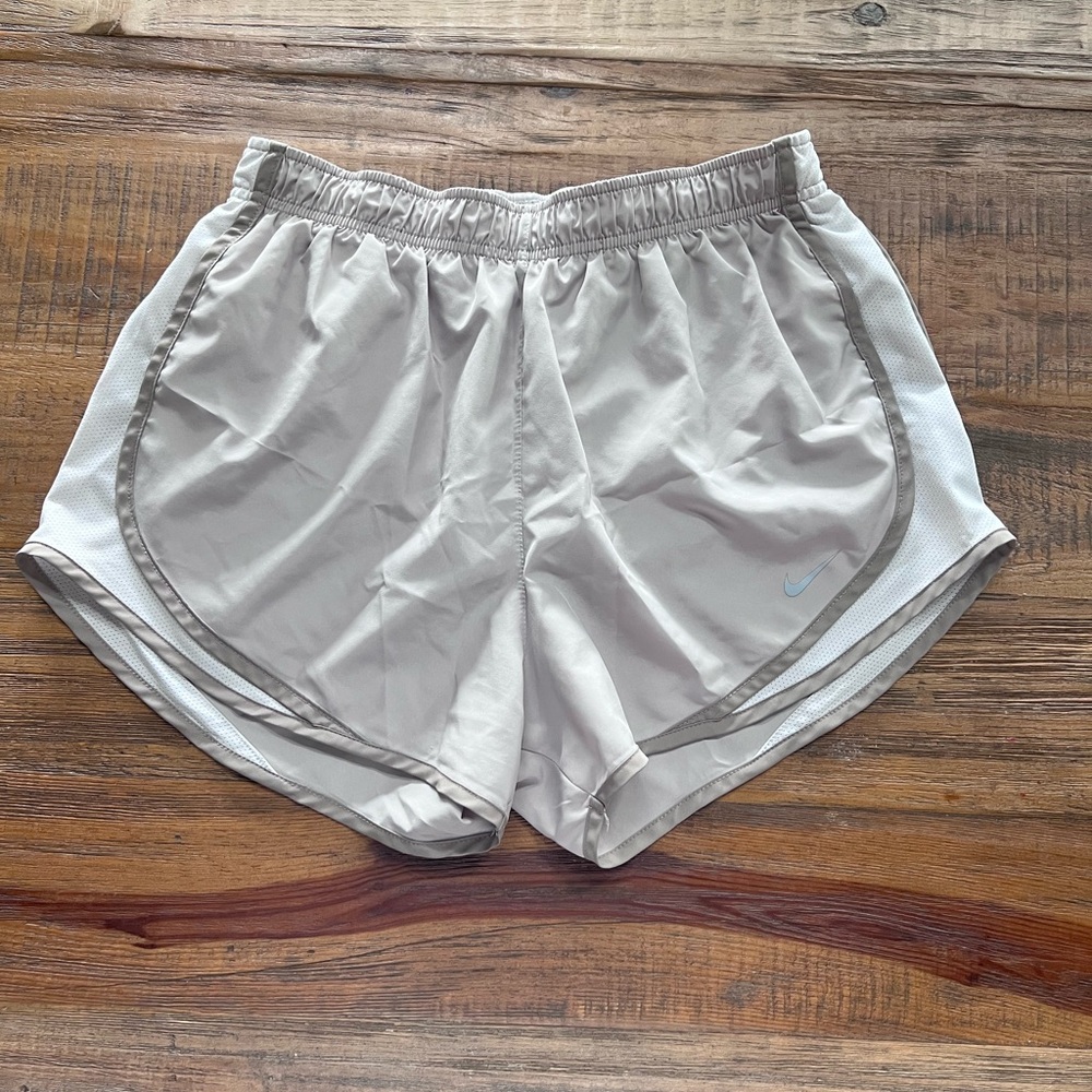 Nike Women’s Dri-FIT Running Shorts | Size Medium | Gray Clay Putty